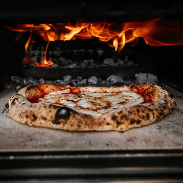 Wood-Fired Pizza Ovens Buyers Guide 1 wood fired pizza